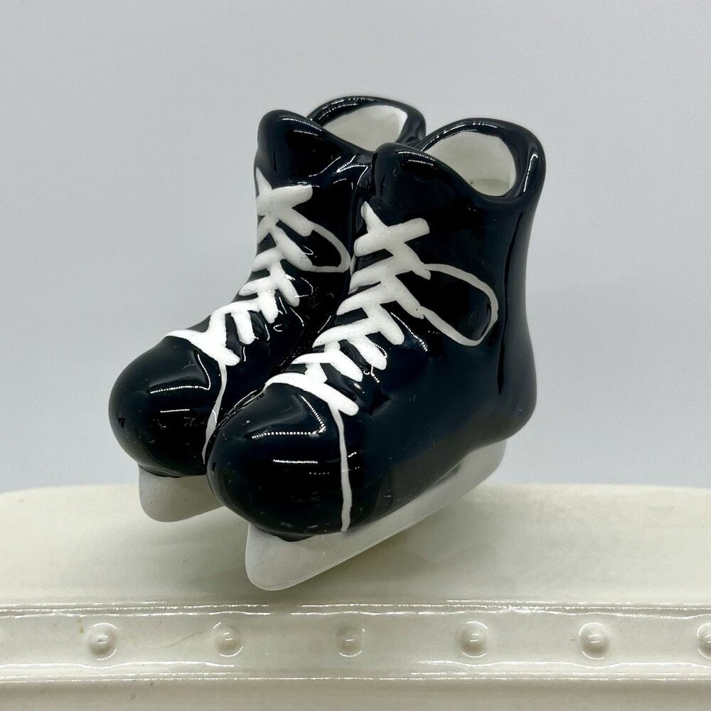 Nora Fleming Mini Black Ice Hockey Skates A137 Retired HTF